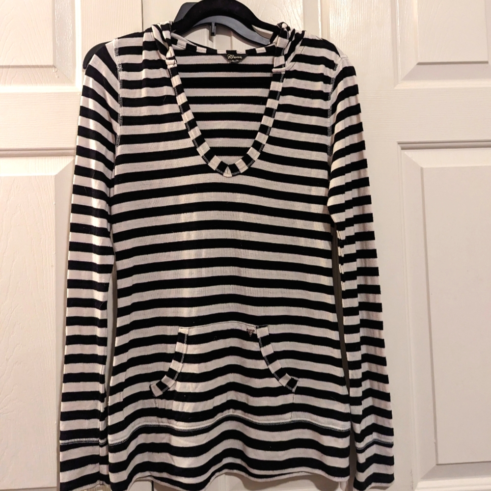 GUESS hooded shirt